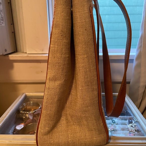 Clever Carriage Company Needlepoint Pink English Rose Handbag - Picture 4 of 14